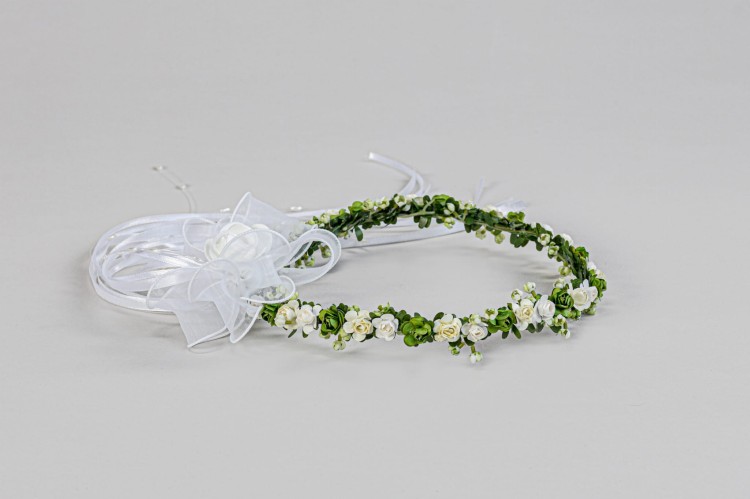 Wianek komunijny kwiaty