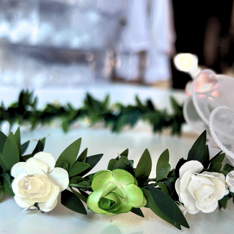 Wianek komunijny kwiaty