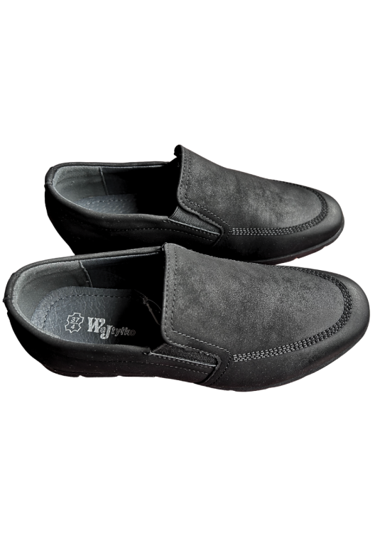Buty wsuwane komunijne czarne